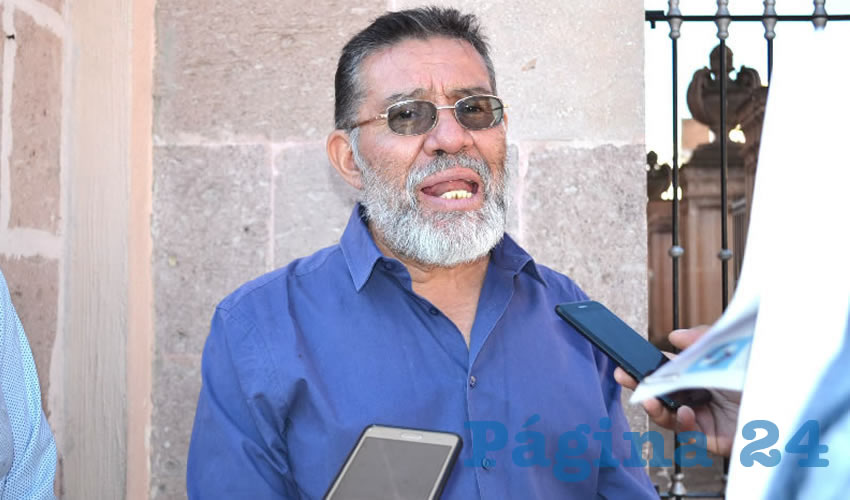 Adrián Cázares Espinoza, integrante de la asociación civil de Pensionados y Jubilados del Instituto de Seguridad y Servicios Sociales de Trabajadores del Estado de Zacatecas (Issstezac) (Foto: Archivo Página 24)