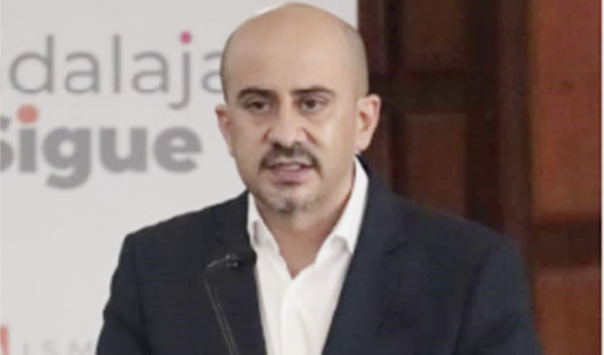 “El compromiso es en lo inmediato no quitar el dedo del renglón para que ya no tengamos este padecimiento de delitos, y de fondo sí tenemos que hacer un proceso pero que va más allá de las facultades del municipio”, explicó el alcalde Ismael del Toro sobre las medidas en esta peligrosa parte de Guadalajara/Foto: Francisco Tapia