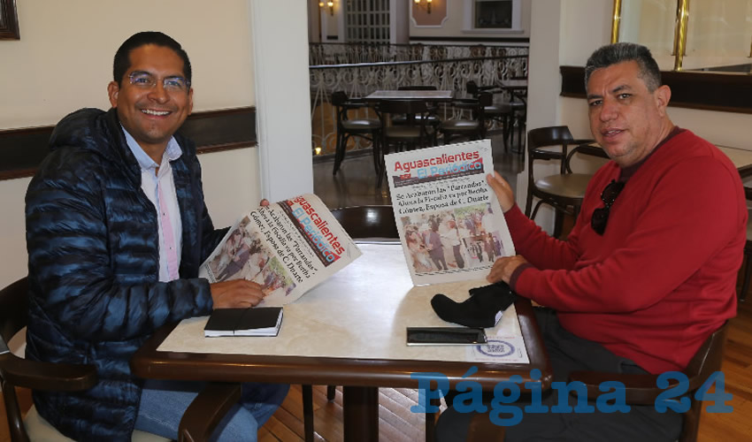 Alejandro Serrano Almanza, diputado local; y Ra&uacute;l Cobos compartieron el pan y la sal en Sanborns Francia