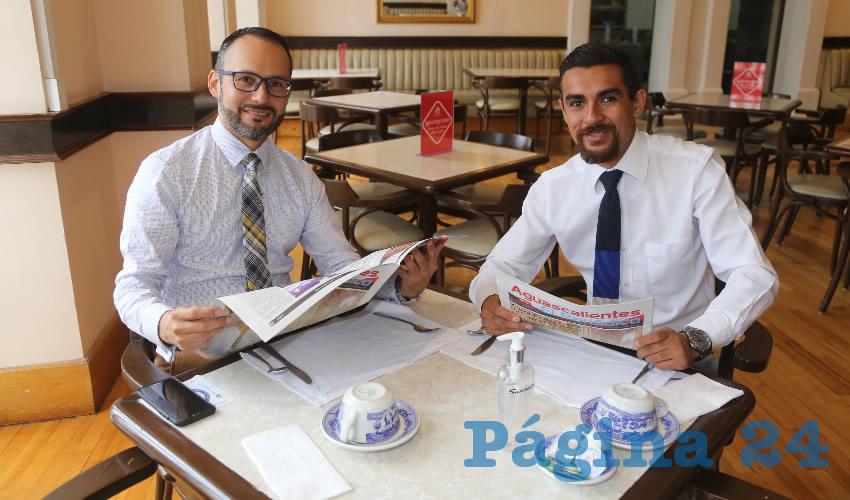 En Sanborns Francia desayunaron Erick Fajardo Guevara y Omar Martínez Calvillo, abogados