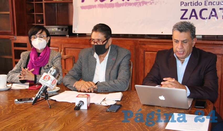 En rueda de prensa, integrantes del PES resaltaron los avances y fortalezas de su partido en el escenario político nacional (Foto: Rocío Castro Alvarado)