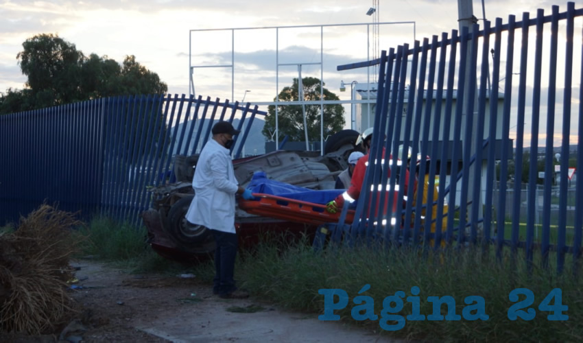 El conductor, Luis Fernando Rodríguez Medina, logró sobrevivir apenas unos minutos tras el percance mientras que su acompañante, Jorge Díaz Murillo, murió al instante