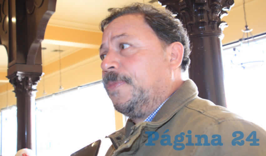 Los ataques a instalaciones policiacas municipales, como fue el reciente a la comandancia de Juan Aldama, dejan en evidencia la falta de coordinación entre corporaciones de seguridad y los tres niveles de gobierno, declaró Alejandro Rivera Nieto, secretario general del SITEZ (Foto: Rocío Castro Alvarado)