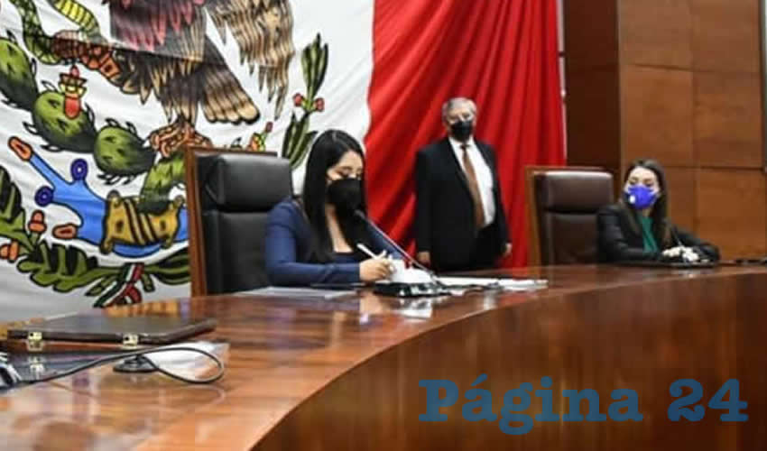 Carolina Dávila Ramírez, diputada por el Partido Revolucionario Institucional (PRI) y presidenta de la mesa directiva del Congreso del Estado, informó las actividades que realizaron de septiembre de 2019 a agosto de 2020 (Foto: Cortesía)