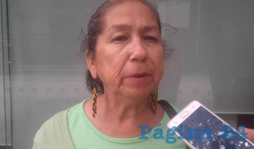 María Teresa Naranjo indicó que es lamentable que por no llegar a la edad que se exige, 68 años, muchos adultos mayores como ella se quedarán sin el apoyo/Fotos: Francisco Tapia