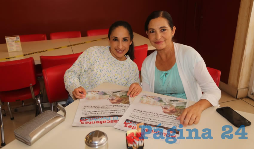 En el restaurante Mitla almorzaron Mayra Ram&iacute;rez Duarte y Nila Duarte Ram&iacute;rez