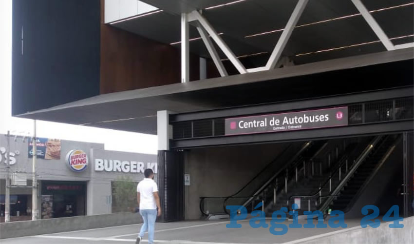 Los comercios alrededor del concurrido punto apenas y comienzan a recuperar lo perdido, aunque aún no es suficiente, lamentaron/Foto: Francisco Tapia