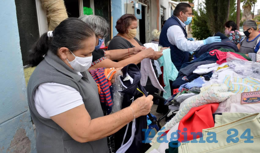 Se agradeci&oacute; la participaci&oacute;n de la ciudadan&iacute;a quien en gran n&uacute;mero acudi&oacute; al centro de acopio para hacer llegar su donativo de ropa en buen estado y limpia