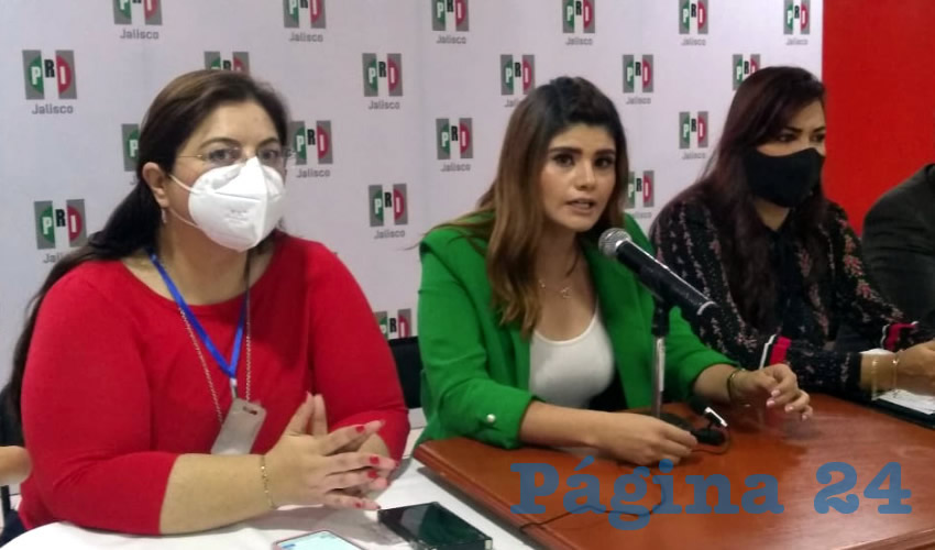 “Hoy vemos cómo el Tribunal Electoral del Estado y la Sala Regional vinieron a ponerle el ejemplo a MC por lo que no hizo este partido desde que el presidente golpeó a una ciudadana”, señaló María del Refugio Camarena, la regidora de Zapotlanejo que por su parte fue agredida en una sesión de cabildo/Foto: Francisco Tapia