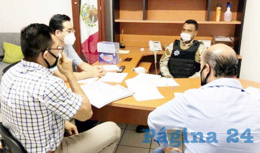 El encargado del despacho de la Comisaría de Tonalá, el comandante Juan José Pérez de la Rosa, sostuvo su primera reunión con los directores y jefes de área, informó la dependencia/Foto: Twitter @PoliciaTonala