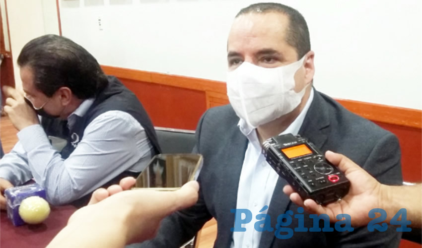 En otra agenda de trabajo, por su parte el diputado Enrique Velázquez habló sobre la necesidad del acuerdo para reforzar las medidas de prevención contra el COVID en centros penitenciarios, pues hay un alto índice de internos con enfermedades que facilitarían el contagio del virus