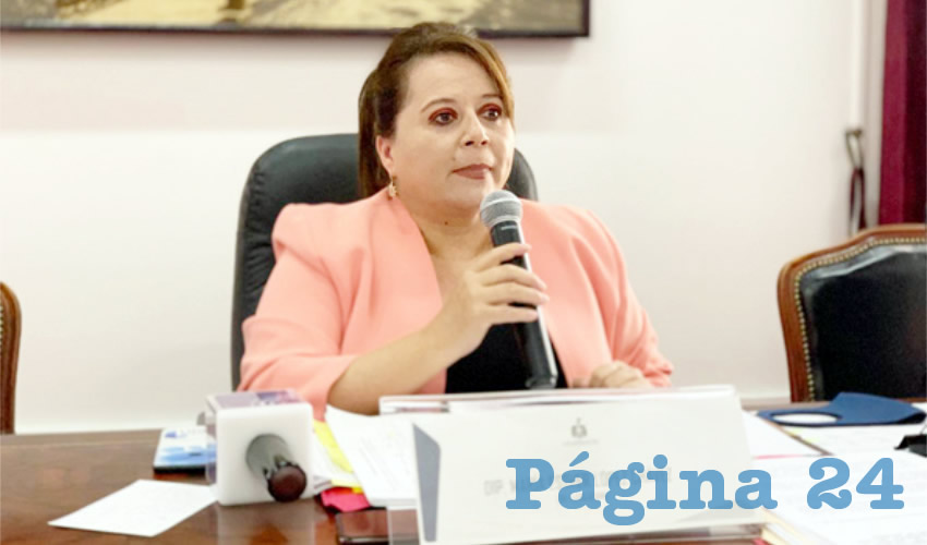 De acuerdo con la diputada de la Comisión de Responsabilidades, se analizó la propuesta de juicios políticos a Fernando Petersen, secretario de Salud, y Consuelo Robles, de la OPD Servicios de Salud, pero tras el estudio de ambos casos, se encontró que no había especificaciones de las pruebas, como para allegarse a ellas/Foto: Francisco Tapia