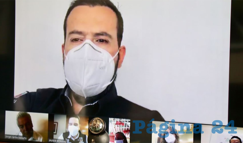 Ulises Mejía Haro, presidente municipal de Zacatecas, en conjunto con su equipo de colaboradores, brindó atención de manera virtual a 50 capitalinos a través de la Audiencia Pública número 73 (Foto: Cortesía)