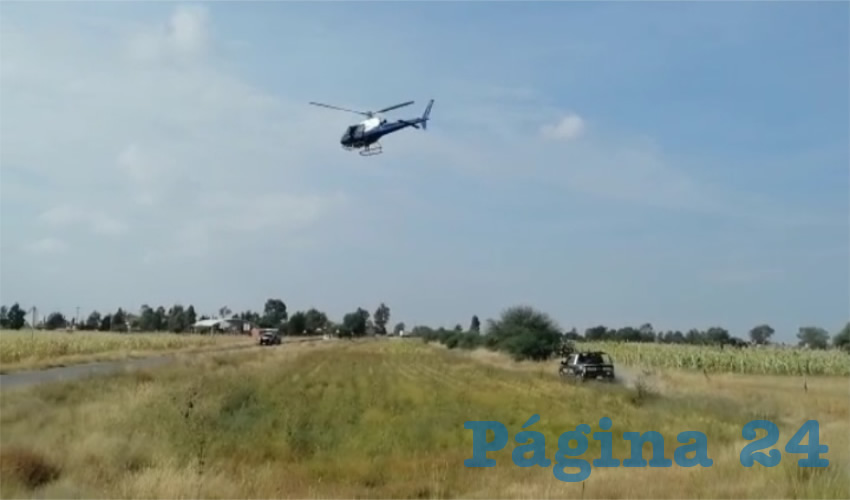 En un fuerte operativo policiaco, tras una “presunta” balacera ocurrida cerca del rancho La Miseria, en El Llano, fueron arrestados dos sujetos armados