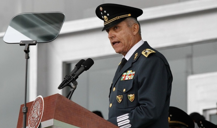 De acuerdo con el acta de acusación del caso CR 19-366, fechado el 14 de agosto de 2019 y difundido por periodistas estadunidenses, el general participó en redes de narcotráfico al menos entre diciembre de 2015 y febrero 2017, es decir, mientras encabezaba la Sedena/ Foto: Especial
