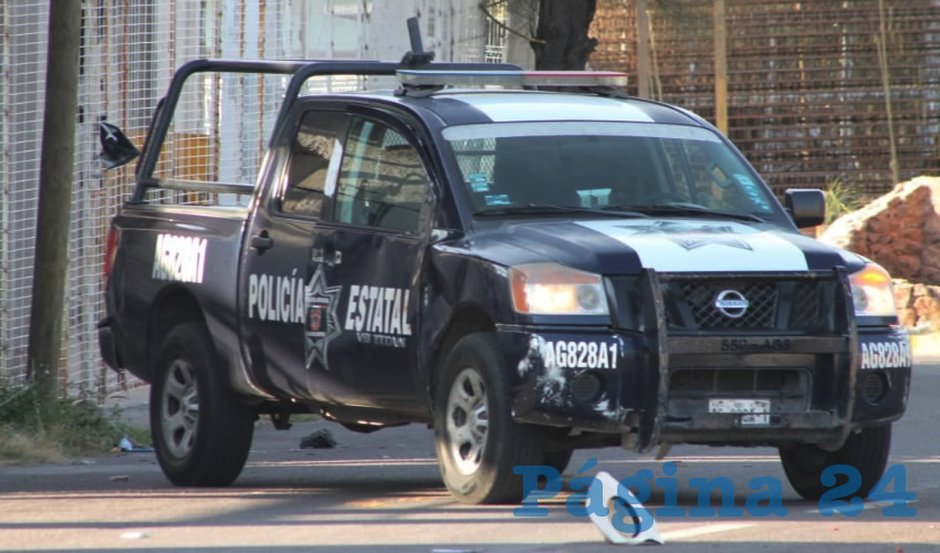 El hoy occiso fue atropellado por una camioneta particular y una patrulla de la Policía Estatal, en la carretera federal 70 poniente, a la altura de la comunidad Ojocaliente