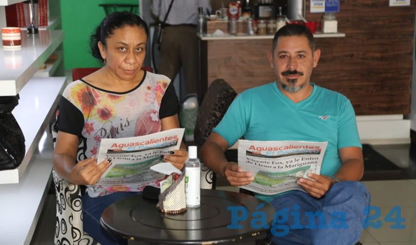 En Caf&eacute; San Marcos departieron Patricia Natividad Garc&iacute;a y Arturo Peralta Mac&iacute;as