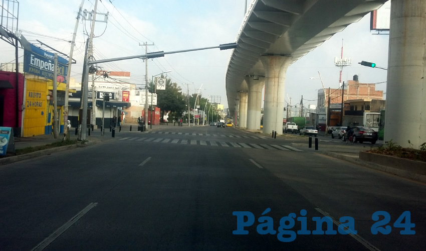 Vacío luce hoy el tramo que pululaba de gente antes de las obras del tren ligero; por esto, comerciantes de la zona que va de Guadalajara a Tlaquepaque criticaron que más que ser un beneficio, les vino a perjudicar la existencia/Foto: Francisco Tapia