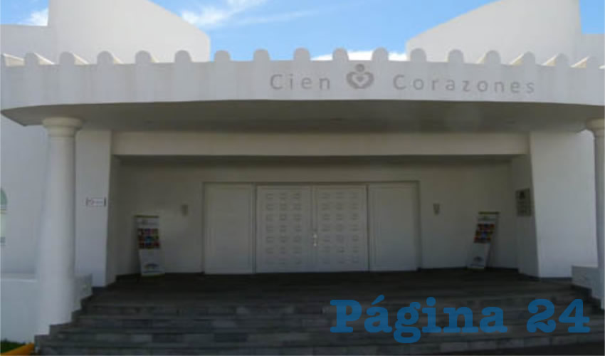 Luego de recabar varios indicios, el activista Juan Manuel Estrada Juárez y el contralor ciudadano independiente Jorge Carlos Ruiz, aseguran que el menor murió en el Hogar Cabañas, lugar al que fue enviado tras la golpiza que le dio su cuidador en el albergue Cien Corazones/Foto: Especial