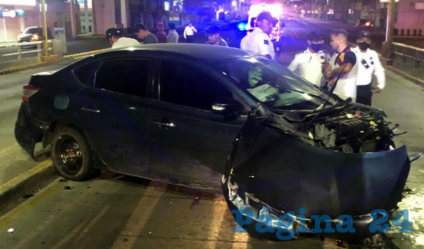 El percance ocurrió en avenida Aguascalientes sur, en el puente situado a la altura del fraccionamiento México