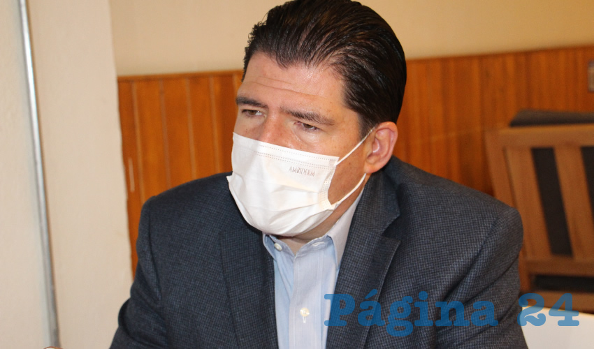 Víctor Rentería López, titular de la Secretaría de Administración (Foto: Archivo Página 24)