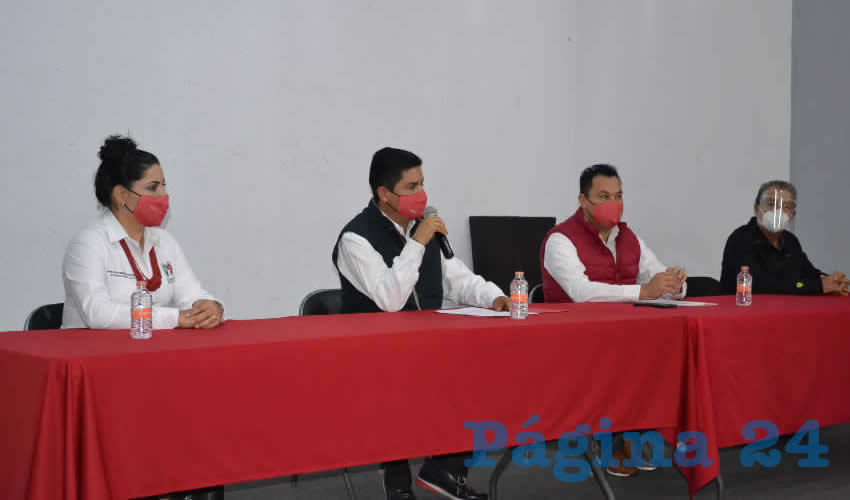 Enrique Flores Mendoza, quien aseguró que recibió un partido vivo con más de 62 mil 200 reafiliados y con representación en los 58 municipios del estado (Foto: Merari Martínez)