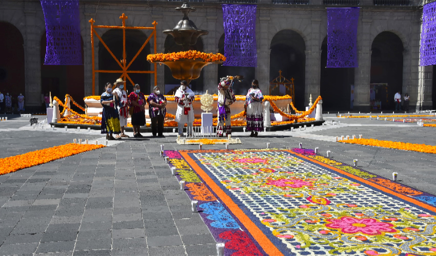 Ciudad de México.- Una flor para cada alma: 20 pueblos, cuatro rumbos (Foto: Presidencia/ Página 24)