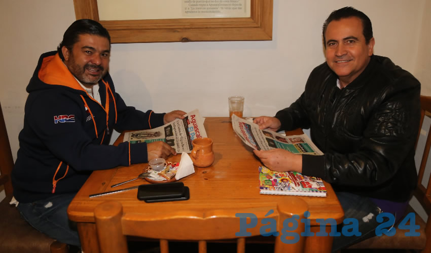 En La Mestiza desayun&oacute; Israel Tagosam Salazar Imamura L&oacute;pez, regidor del Ayuntamiento de Aguascalientes; y Enrique Rangel Jim&eacute;nez