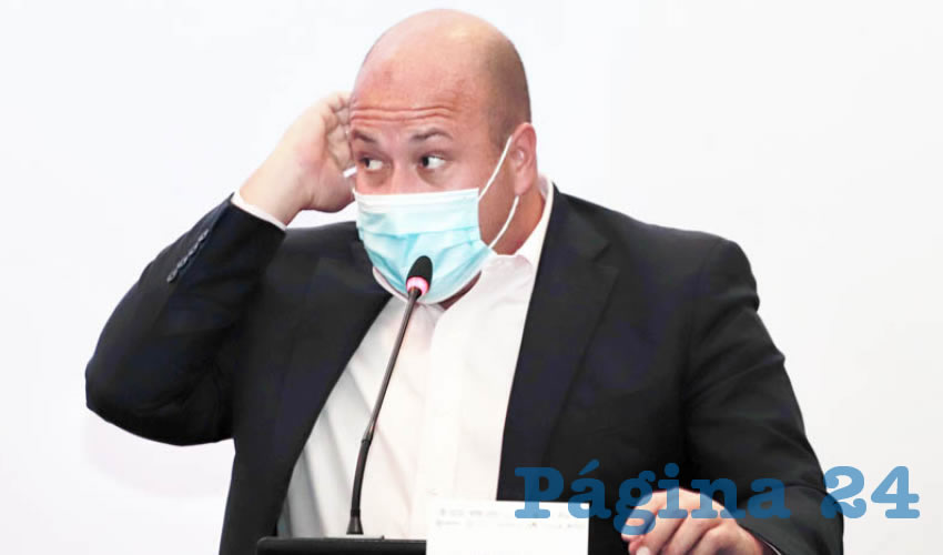 Nuevamente Enrique Alfaro se lanzó contra el gobierno federal, quejándose de la falta de diálogo; dijo que conformará una mesa técnica y un consejo ciudadano para llevar a cabo la consulta ciudadana donde se decida si Jalisco sale o permanece dentro del pacto fiscal, y añadió que no permitirá “abusos ni marginación” de la Federación/Foto: Cortesía