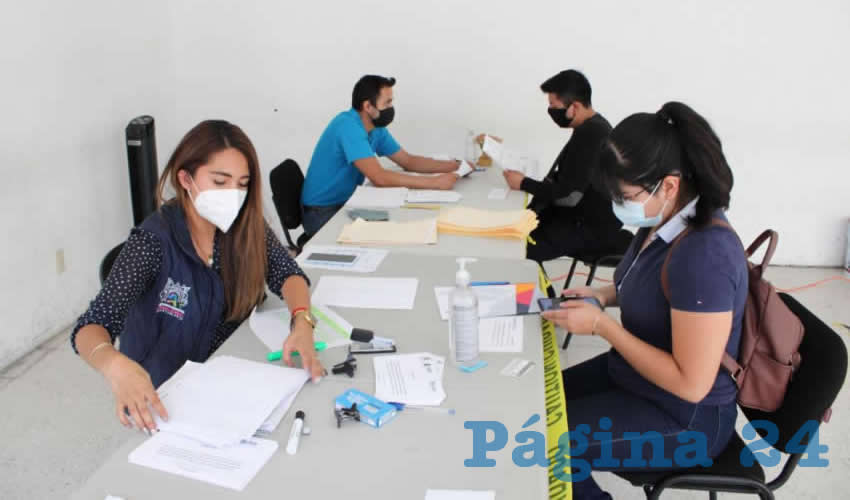 Noem&iacute; Herrada Campos dio a conocer que comenz&oacute; la segunda etapa de entrega de becas del programa Para Llegar m&aacute;s Lejos, Apoyo Para tu Titulaci&oacute;n