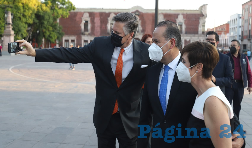 El mandatario estatal present&oacute; un recuento de las acciones en materia salud que se han puesto en marcha durante la pandemia por COVID-19
