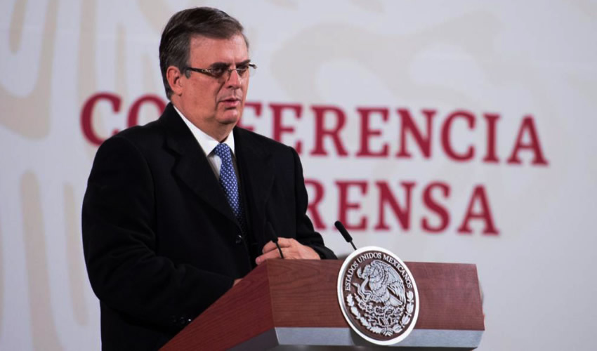 Un millón de dosis que entregaría la farmacéutica Pfizer cuando la tenga lista requerirá condiciones específicas, a 70 grados bajo cero, lo que implica un reto logístico que, sin embargo, fue garantizado por el secretario de Relaciones Exteriores, Marcelo Ebrard Casaubón, responsable de las negociaciones de antídotos en el mercado internacional (Foto: Presidencia / Página 24)