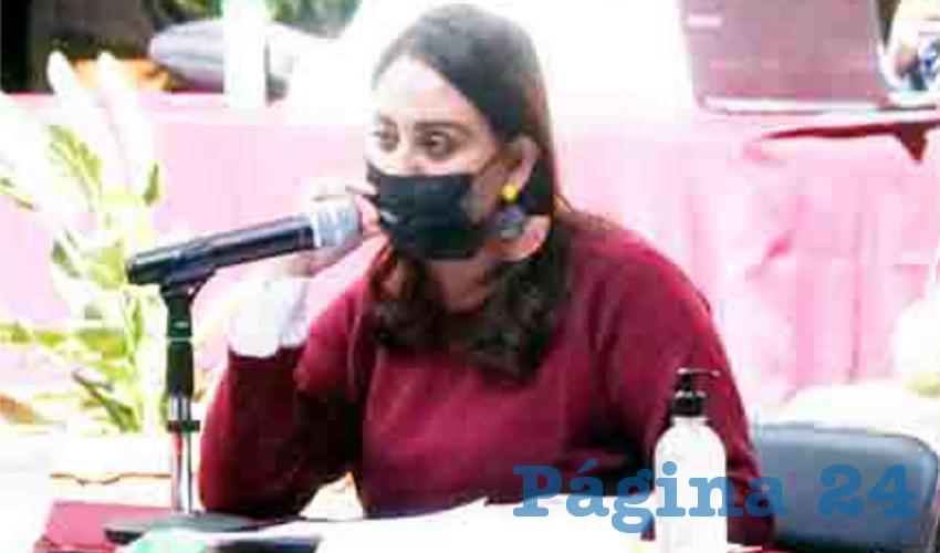 “Su ley dice que ustedes son juez y parte; esta consulta popular no la pueden llevar a cabo personas que nombren, ni será totalmente ciudadana porque no hay los mecanismos de participación”, expresó la diputada por el PRI/Foto: Francisco Tapia
