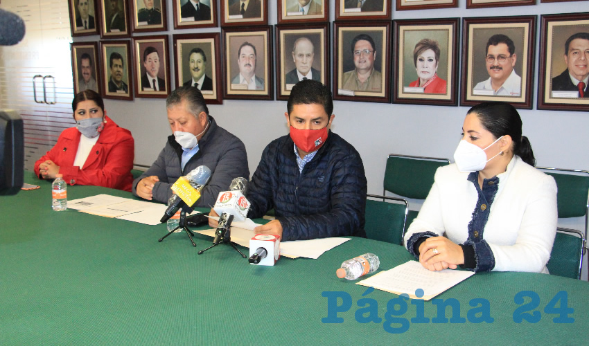 Enrique Flores Mendoza, presidente estatal del Partido Revolucionario Institucional (PRI), en conferencia de prensa se pronunció en contra del Presupuesto de Egresos de la Federación para el próximo 2021 (Foto: Rocío Castro Alvarado)