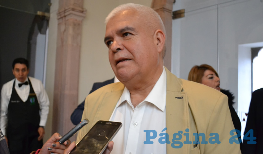 Aurelio Llamas Luna, propietario de la Mezcalera Don Aurelio, dio a conocer que derivado de la contingencia sanitaria han presentado pérdidas en ventas de un 50 por ciento (Foto: Archivo Página 24)