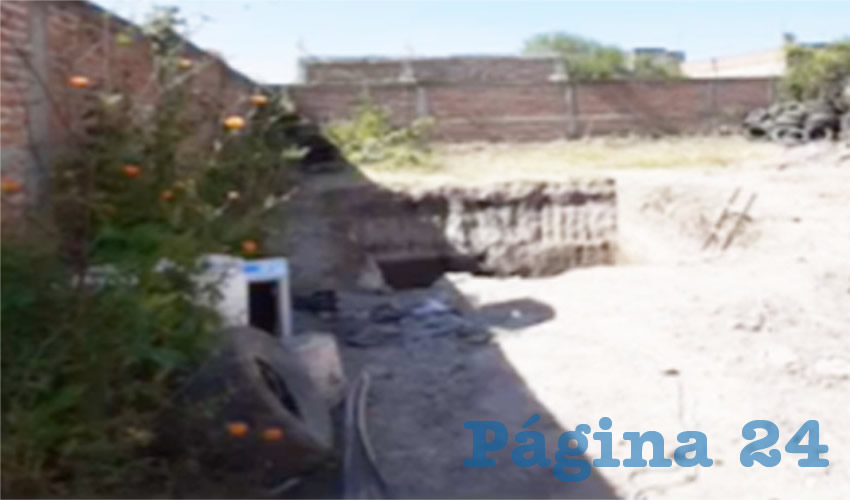 Aún continúan los trabajos que se realizan en un predio ubicado en la colonia El Sabino, en El Salto, donde hasta el momento han rescatado a 113 personas fallecidas sin identificar, así como dos cráneos y cuatro bolsas con indicios/Fotos: Captura de Video