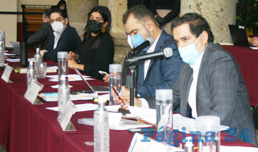 “Hay más de 300 millones de pesos asignados para la compra de insumos de este tema; todo lo que tiene que ver con médicos, reconversión hospitalaria ya está”, justificó el secretario de Hacienda de Jalisco la decisión de no etiquetar recursos especiales para este tema/Foto: Francisco Tapia