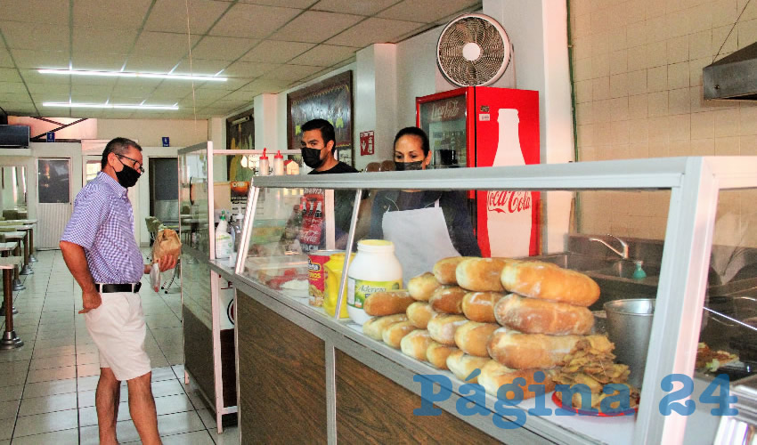 En Loncher&iacute;a El Molino Rojo compra tu desayuno y comp&aacute;rtelo en casa con tu familia