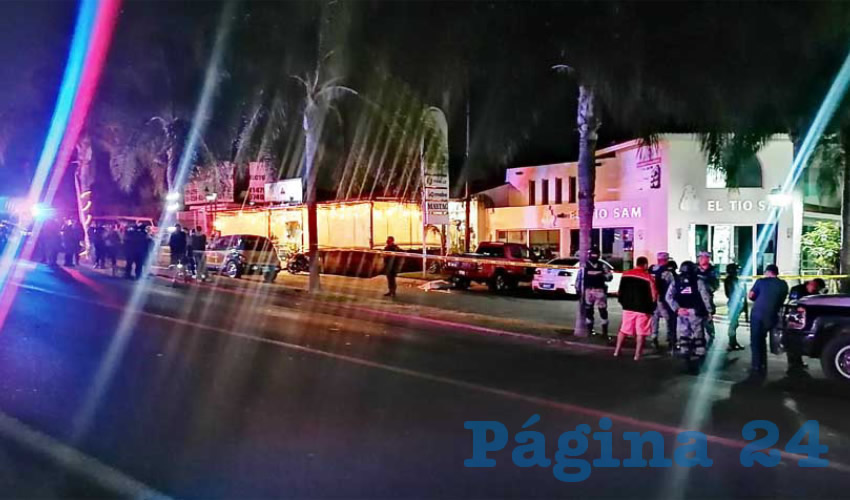 El homicidio ocurrió afuera del restaurante El Fogón de Charlotte, ubicado en el libramiento Ajijic-Chapala/Foto: Especial