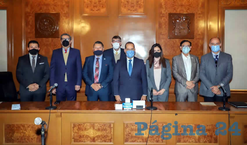 El Consejo Auxiliar del Notariado lo conforman el fiscal general del estado, Jesús Figueroa Ortega, los notarios Xavier González Fisher y José Luis Serna de Lara, y los dos nuevos integrantes