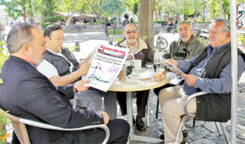 En Caf&eacute; Catedral desayunaron Arturo Garrido, Gerardo Escobedo, Antonio Cornejo, Rodrigo Hern&aacute;ndez y Daniel Herrera