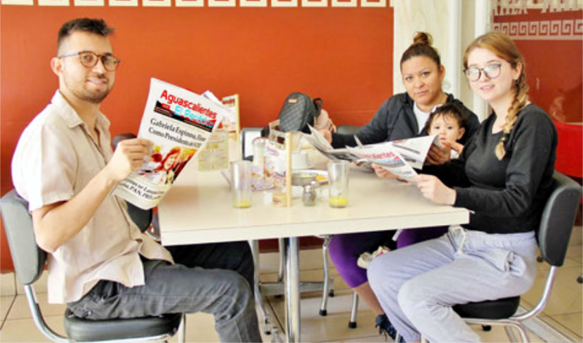 En el restaurante Mitla desayunaron Luis Antonio Casta&ntilde;eda Tiscare&ntilde;o, Beatriz Adriana Tiscare&ntilde;o Castillo y Am&eacute;rica Valeria Casta&ntilde;eda Tiscare&ntilde;o