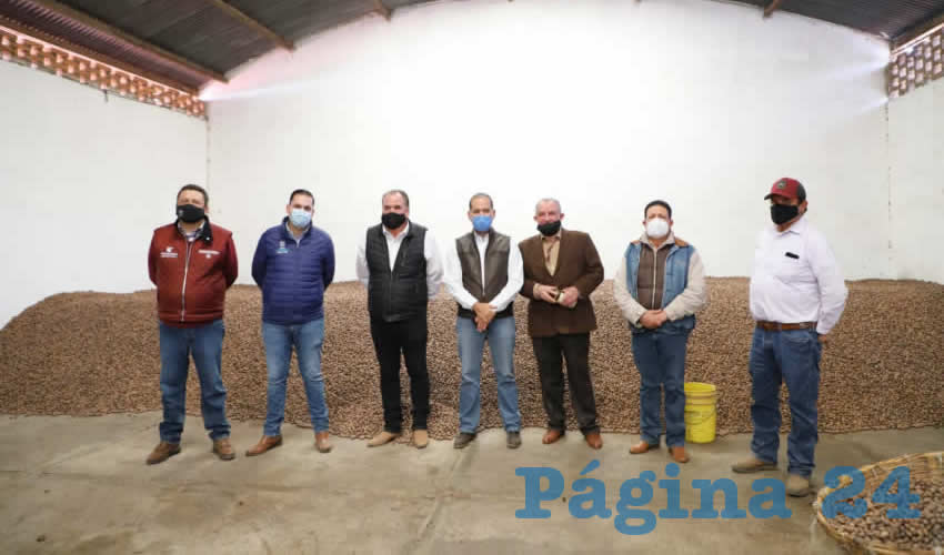 Se realizó una entrega de incentivos para la adquisición de herramienta, maquinaria e infraestructura para el impulso del campo local
