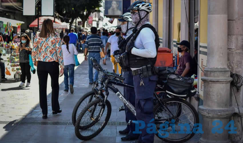 Participarán en este operativo cerca de mil 600 elementos de la Policía Preventiva, Policía Vial, Policía Comercial, Policía Montada en los diferentes destacamentos