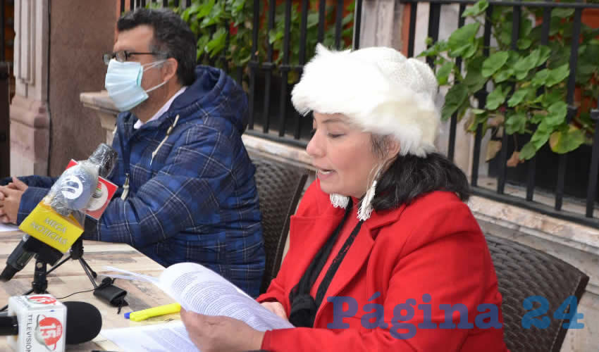 Miembros del grupo Universitarios Libres, el Bloque por la Defensa de los Derechos Universitarios, anunciaron que pedirán que el proceso electoral en la Benemérita Universidad Autónoma de Zacatecas (BUAZ) no sea de manera digital como se anunció recientemente (Foto: Merari Martínez)