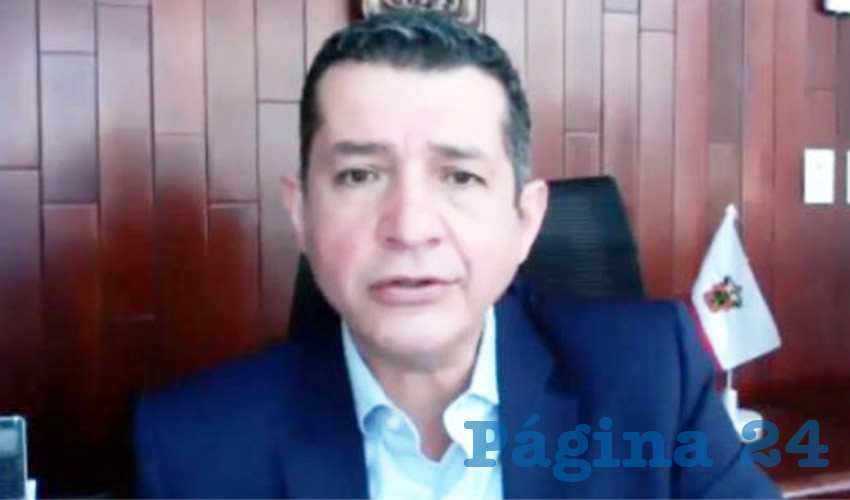 Luis Gustavo Padilla Montes, rector del Centro Universitario de Ciencias Económico-Administrativas (CUCEA), explicó que los gobiernos de los tres niveles deben estar abiertos a rendir cuentas a los ciudadanos, especialmente en tiempos de COVID-19/Foto: Captura de Video