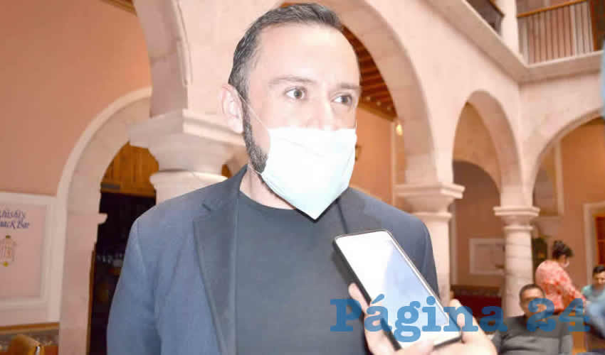Raymundo Moreno Romero, activista social y presidente de la Fundación Orgullo Zacatecas (Foto: Archivo Página 24)