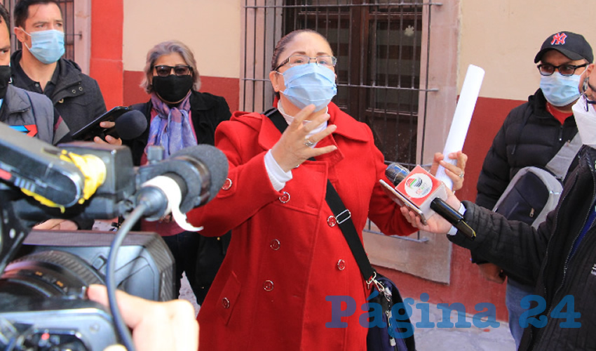 Verónica Varela Flores, presidenta del Colegio Electoral, enfatizó que ella es una de las tres personas que sí quieren que se lance la convocatoria para la renovación de la dirigencia del sindicato (Foto: Rocío Castro)