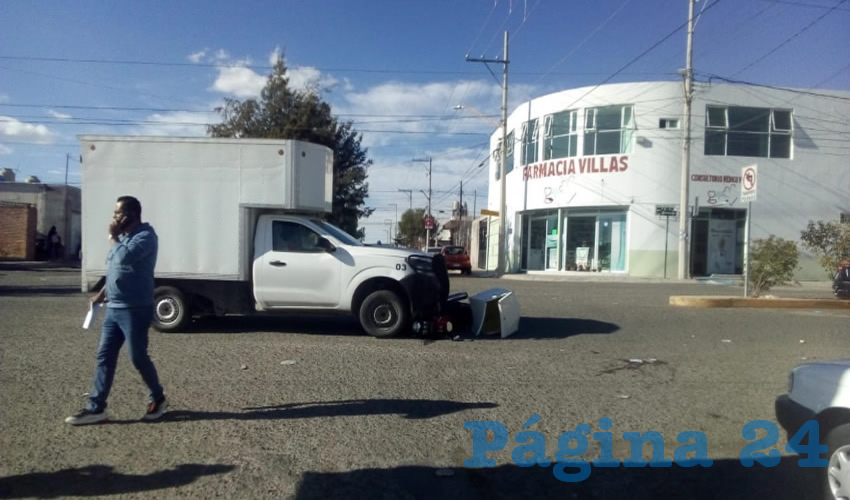 El percance ocurrió en el cruce de avenida Valle de los Romero con calle Salvador Rangel, en el fraccionamiento Villas de Nuestra Señora de la Asunción