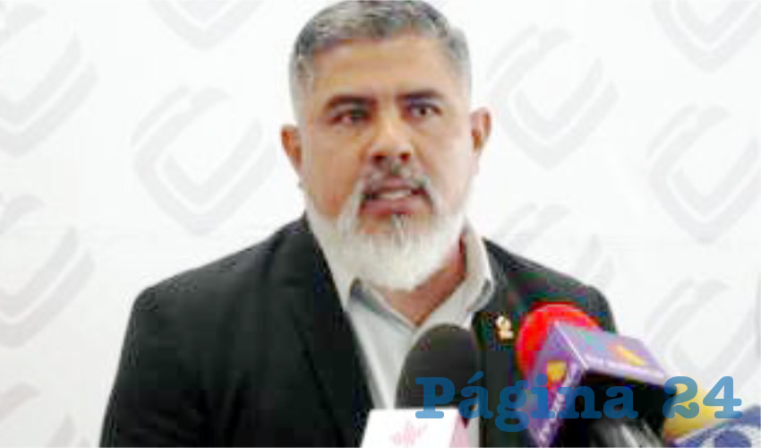 Carlos Landeros, presidente de la Cámara Nacional de la Industria de Artes Gráficas, pidió al gobierno federal que dé “solución o seguimiento a un problema que hemos tratado de hace dos años, el que el gobierno federal dejara de ser centralista y nos enviara algo de trabajo”/Foto: Cortesía